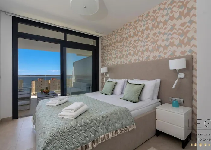 Sunset Cliffs Residence By Leo Apartments